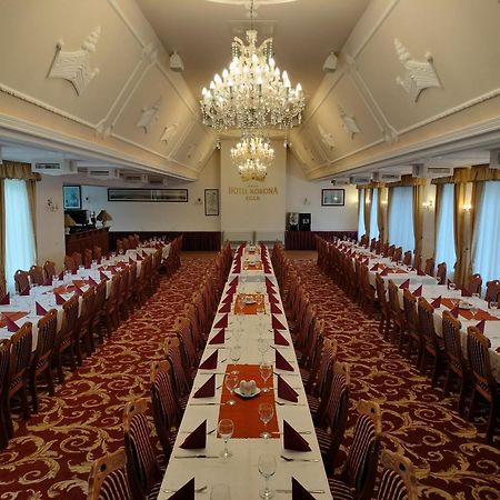 Hotel Korona Wellness, Rendezvény és Borszálloda Eger Esterno foto