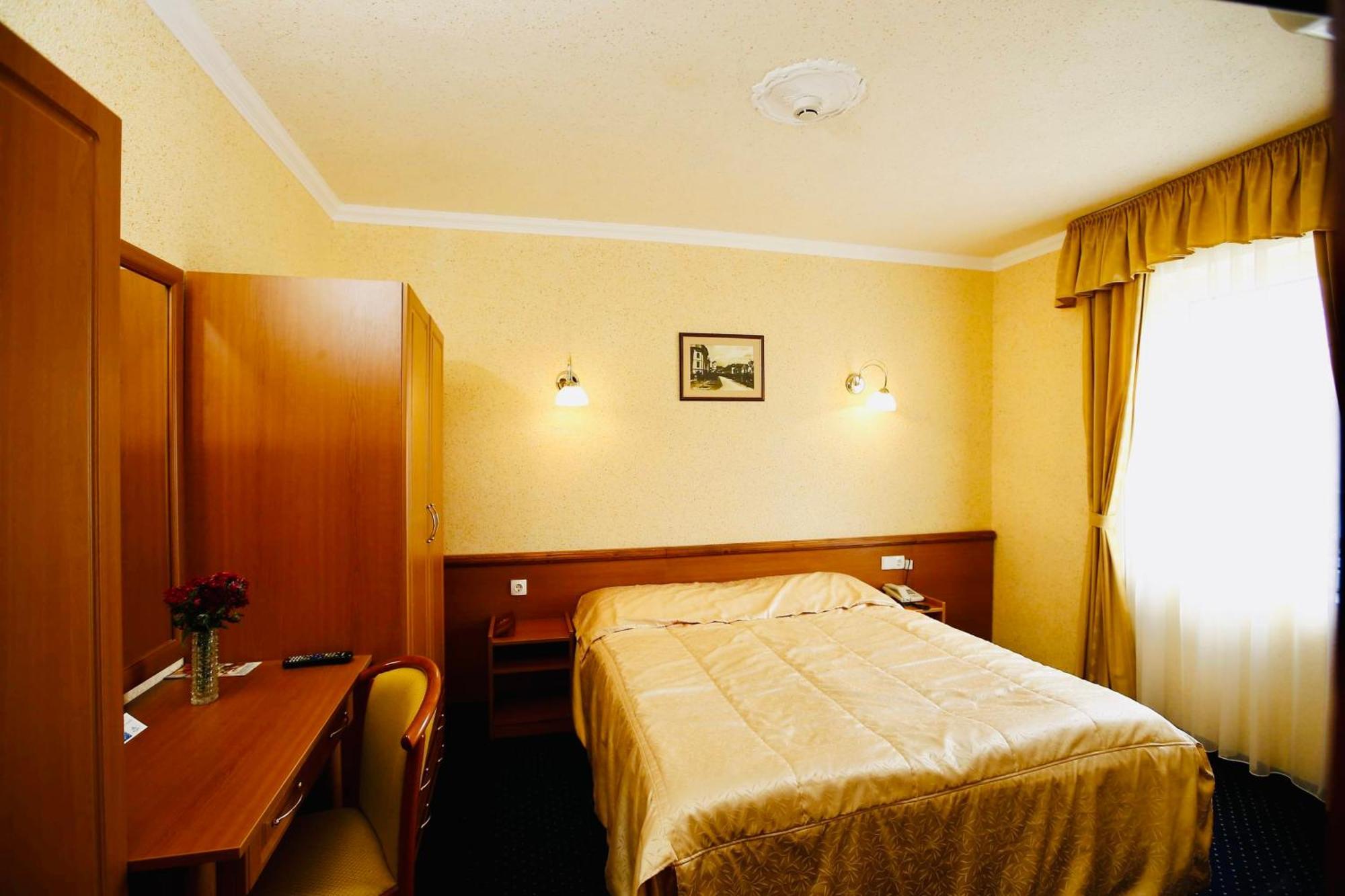 Hotel Korona Wellness, Rendezvény és Borszálloda Eger Camera foto